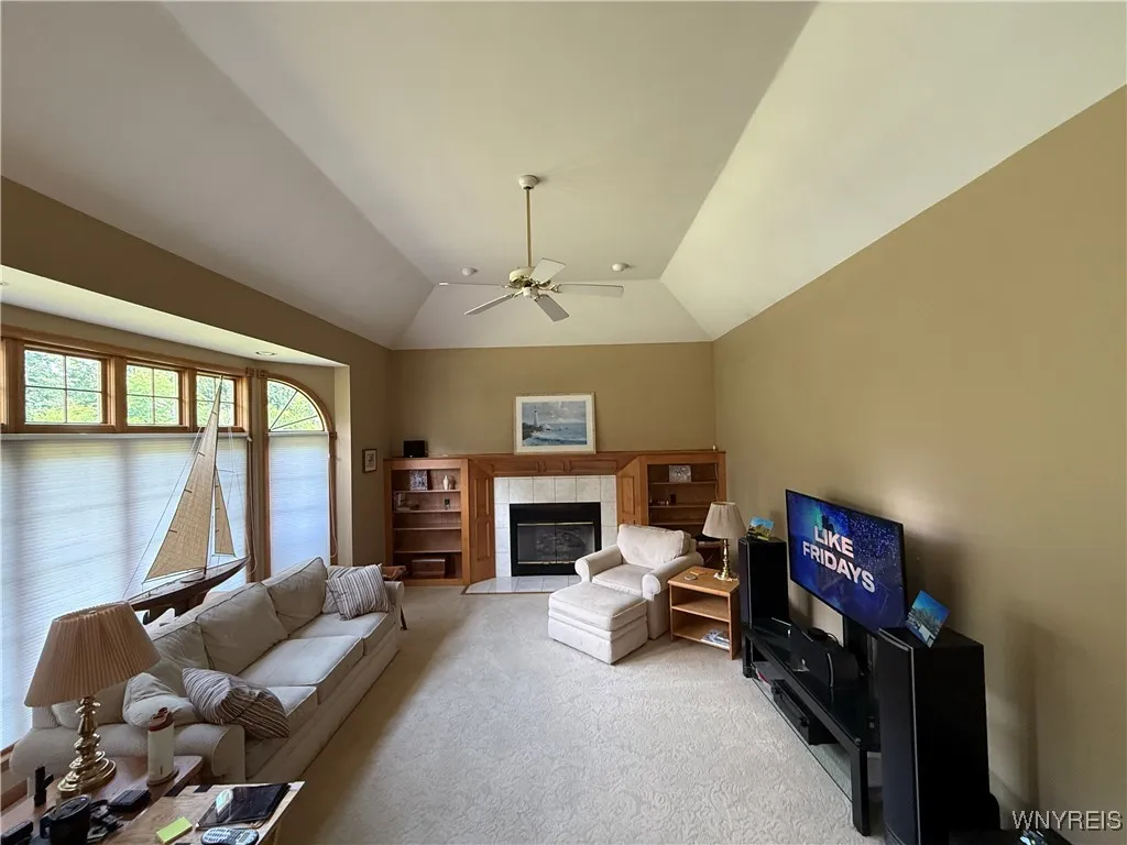 26 Forestglen Circle, Amherst, New York 14221, Amherst, New York 14221, 4 Bedrooms Bedrooms, 9 Rooms Rooms,2 BathroomsBathrooms,Residential,For Sale,26 Forestglen Circle, Amherst, New York 14221,B1621645