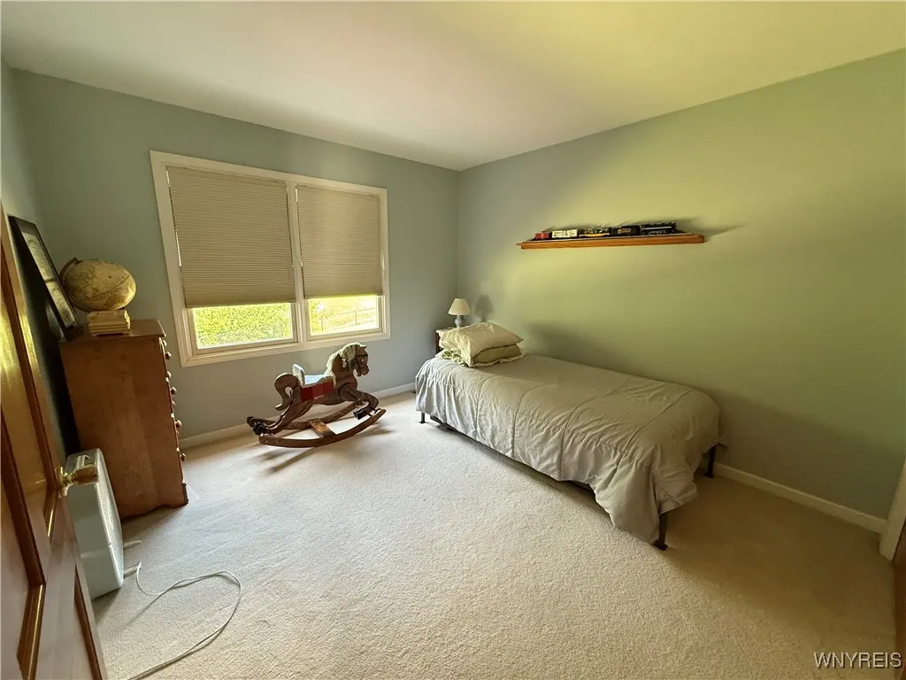 26 Forestglen Circle, Amherst, New York 14221, Amherst, New York 14221, 4 Bedrooms Bedrooms, 9 Rooms Rooms,2 BathroomsBathrooms,Residential,For Sale,26 Forestglen Circle, Amherst, New York 14221,B1621645