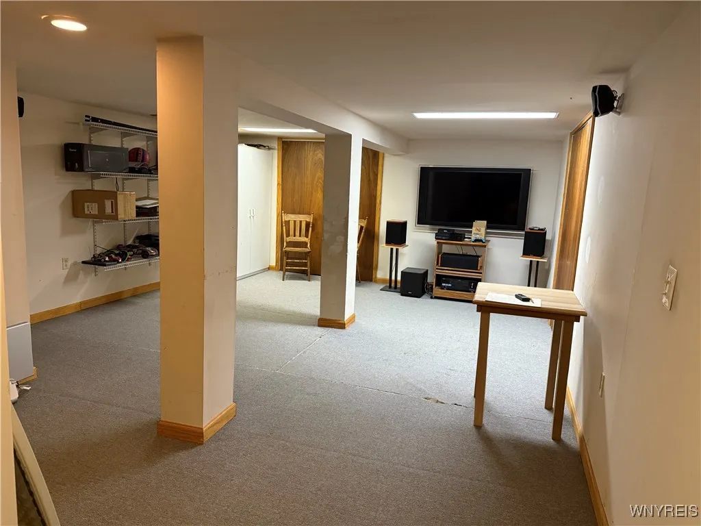 26 Forestglen Circle, Amherst, New York 14221, Amherst, New York 14221, 4 Bedrooms Bedrooms, 9 Rooms Rooms,2 BathroomsBathrooms,Residential,For Sale,26 Forestglen Circle, Amherst, New York 14221,B1621645