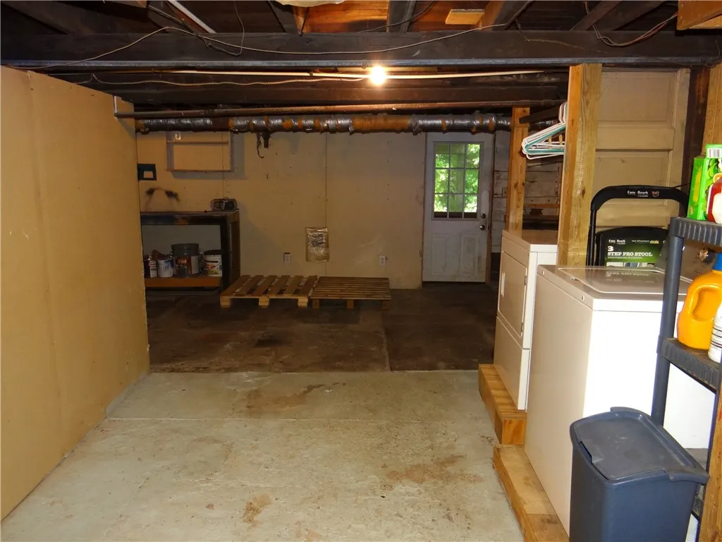 3055 College Avenue, Corning, New York 14830, Corning, New York 14830, 4 Bedrooms Bedrooms, 7 Rooms Rooms,2 BathroomsBathrooms,Residential,Closed,3055 College Avenue, Corning, New York 14830,0,R1621559