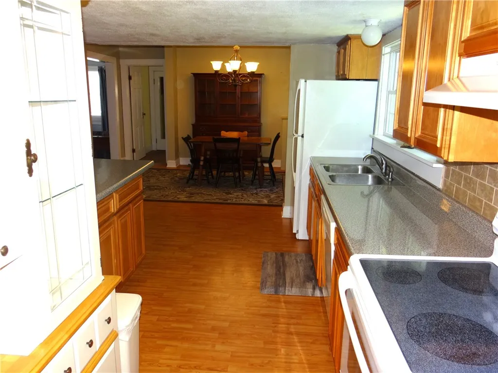 3055 College Avenue, Corning, New York 14830, Corning, New York 14830, 4 Bedrooms Bedrooms, 7 Rooms Rooms,2 BathroomsBathrooms,Residential,Closed,3055 College Avenue, Corning, New York 14830,0,R1621559