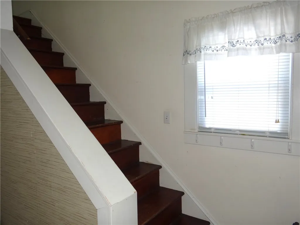 3055 College Avenue, Corning, New York 14830, Corning, New York 14830, 4 Bedrooms Bedrooms, 7 Rooms Rooms,2 BathroomsBathrooms,Residential,Closed,3055 College Avenue, Corning, New York 14830,0,R1621559