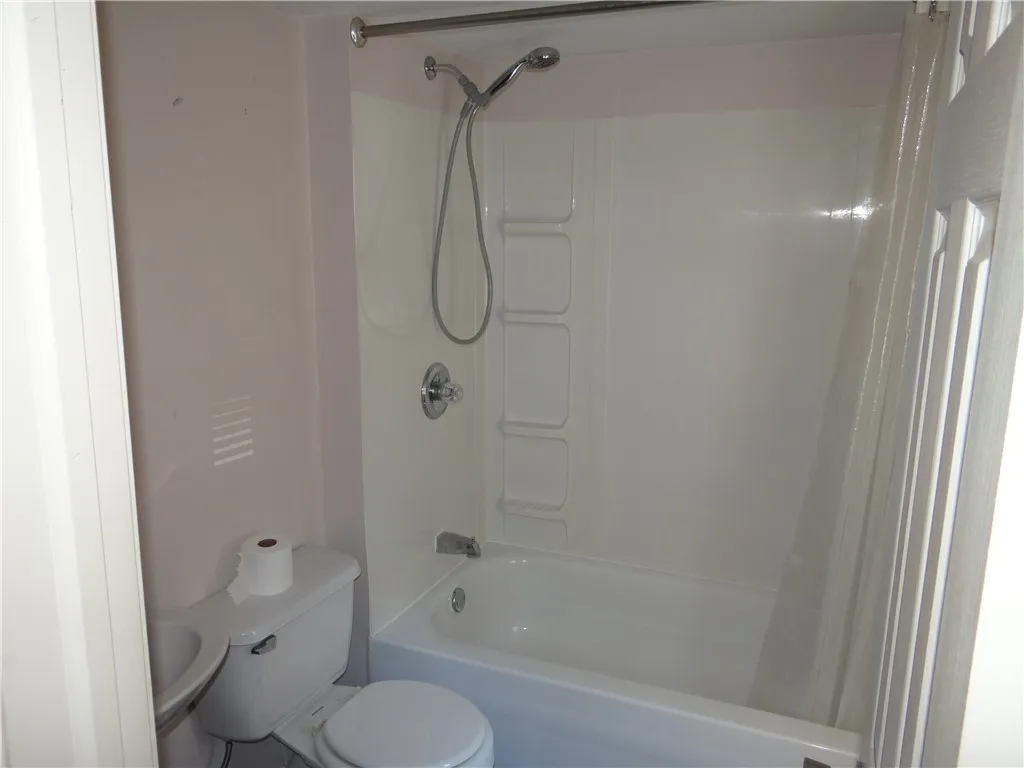 3055 College Avenue, Corning, New York 14830, Corning, New York 14830, 4 Bedrooms Bedrooms, 7 Rooms Rooms,2 BathroomsBathrooms,Residential,Closed,3055 College Avenue, Corning, New York 14830,0,R1621559