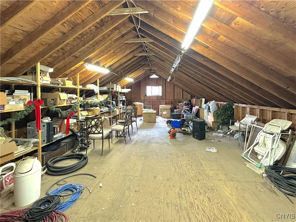 Garage (Attic)