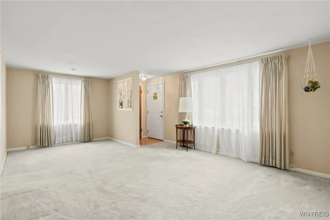 357 Forbes Avenue, Tonawanda, New York 14150, Tonawanda, New York 14150, 3 Bedrooms Bedrooms, 5 Rooms Rooms,1 BathroomBathrooms,Residential,For Sale,357 Forbes Avenue, Tonawanda, New York 14150,B1621630
