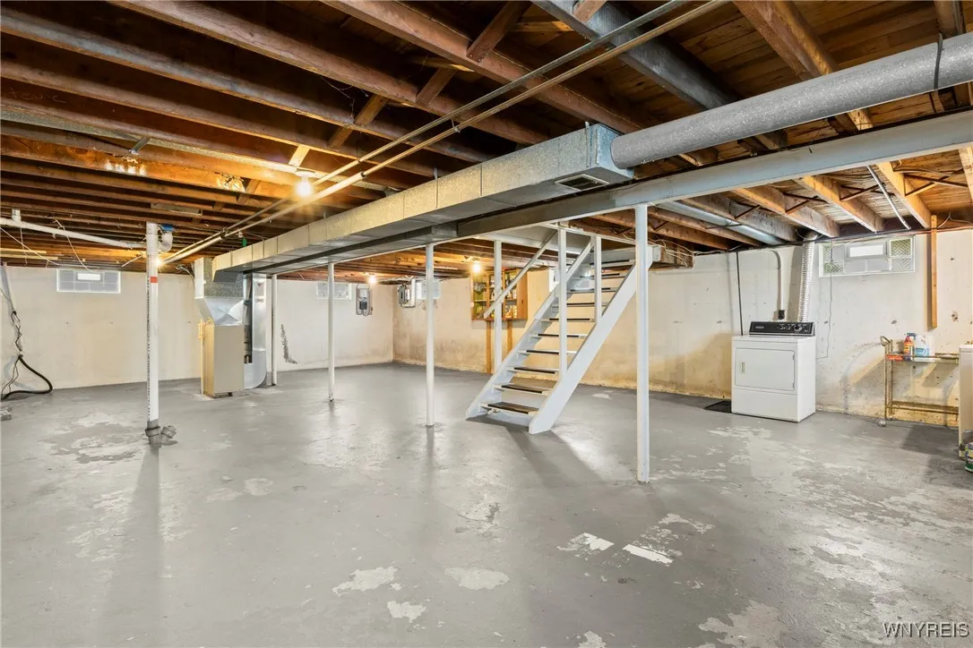 357 Forbes Avenue, Tonawanda, New York 14150, Tonawanda, New York 14150, 3 Bedrooms Bedrooms, 5 Rooms Rooms,1 BathroomBathrooms,Residential,For Sale,357 Forbes Avenue, Tonawanda, New York 14150,B1621630