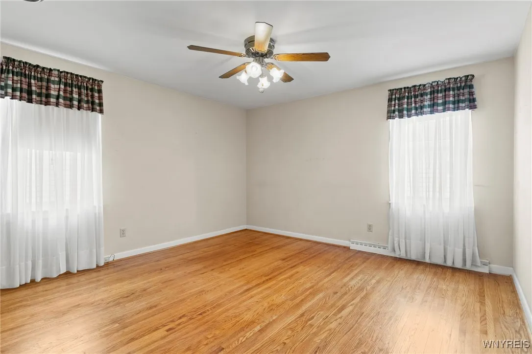 357 Forbes Avenue, Tonawanda, New York 14150, Tonawanda, New York 14150, 3 Bedrooms Bedrooms, 5 Rooms Rooms,1 BathroomBathrooms,Residential,For Sale,357 Forbes Avenue, Tonawanda, New York 14150,B1621630