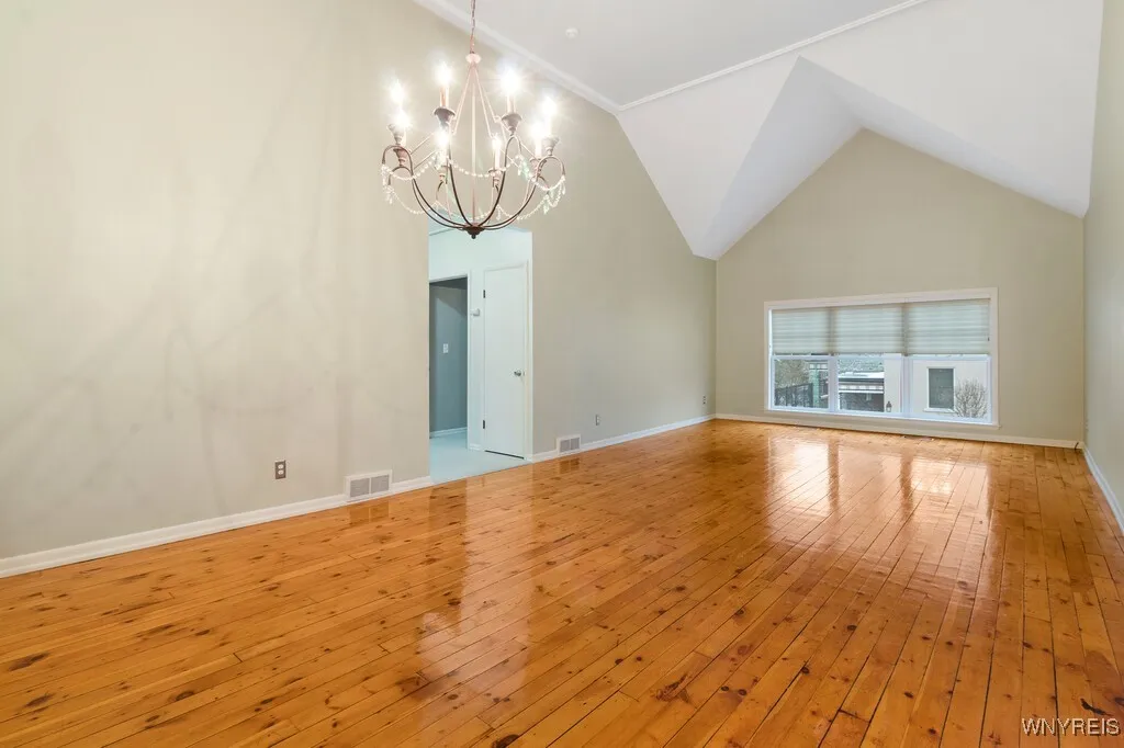100 Lincoln Parkway Carriage House, Buffalo, New Y, Buffalo, New York 14222, 3 Bedrooms Bedrooms, 6 Rooms Rooms,1 BathroomBathrooms,Residential Lease,For Rent,100 Lincoln Parkway Carriage House, Buffalo, New Y,B1621670
