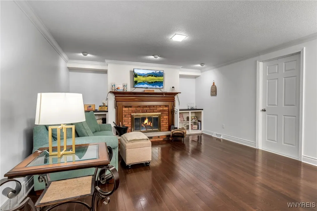 112 Creekview Drive, West Seneca, New York 14224, West Seneca, New York 14224, 5 Bedrooms Bedrooms, 11 Rooms Rooms,2 BathroomsBathrooms,Residential,For Sale,112 Creekview Drive, West Seneca, New York 14224,B1620750