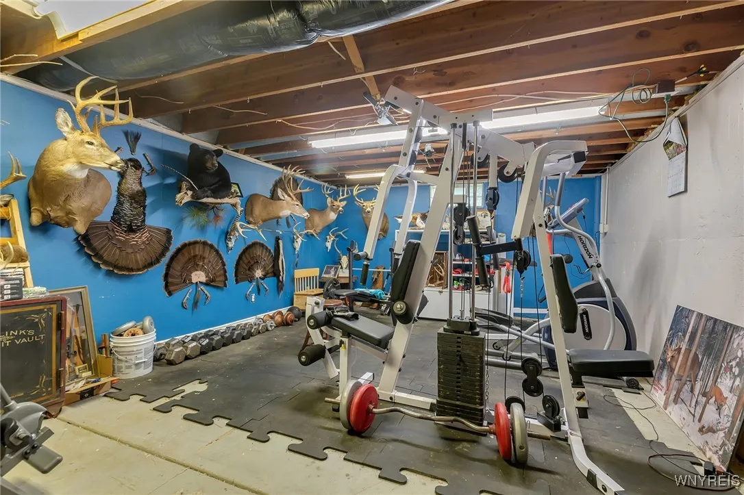 112 Creekview Drive, West Seneca, New York 14224, West Seneca, New York 14224, 5 Bedrooms Bedrooms, 11 Rooms Rooms,2 BathroomsBathrooms,Residential,For Sale,112 Creekview Drive, West Seneca, New York 14224,B1620750