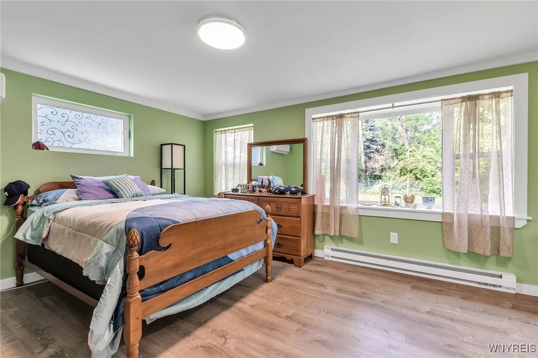 112 Creekview Drive, West Seneca, New York 14224, West Seneca, New York 14224, 5 Bedrooms Bedrooms, 11 Rooms Rooms,2 BathroomsBathrooms,Residential,For Sale,112 Creekview Drive, West Seneca, New York 14224,B1620750