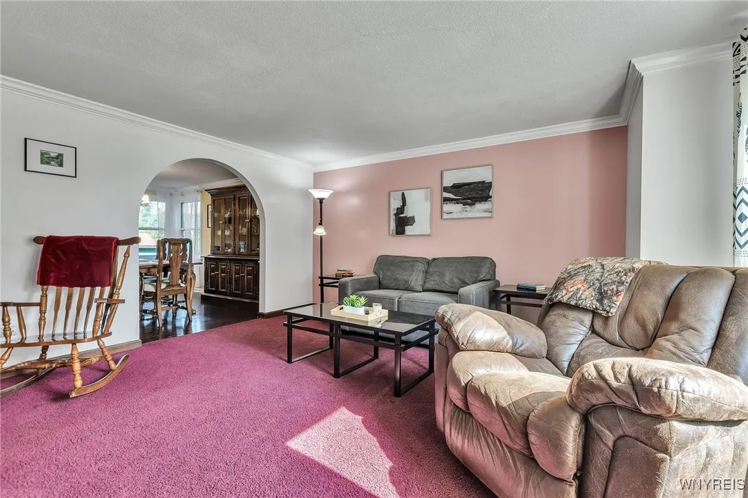 112 Creekview Drive, West Seneca, New York 14224, West Seneca, New York 14224, 5 Bedrooms Bedrooms, 11 Rooms Rooms,2 BathroomsBathrooms,Residential,For Sale,112 Creekview Drive, West Seneca, New York 14224,B1620750