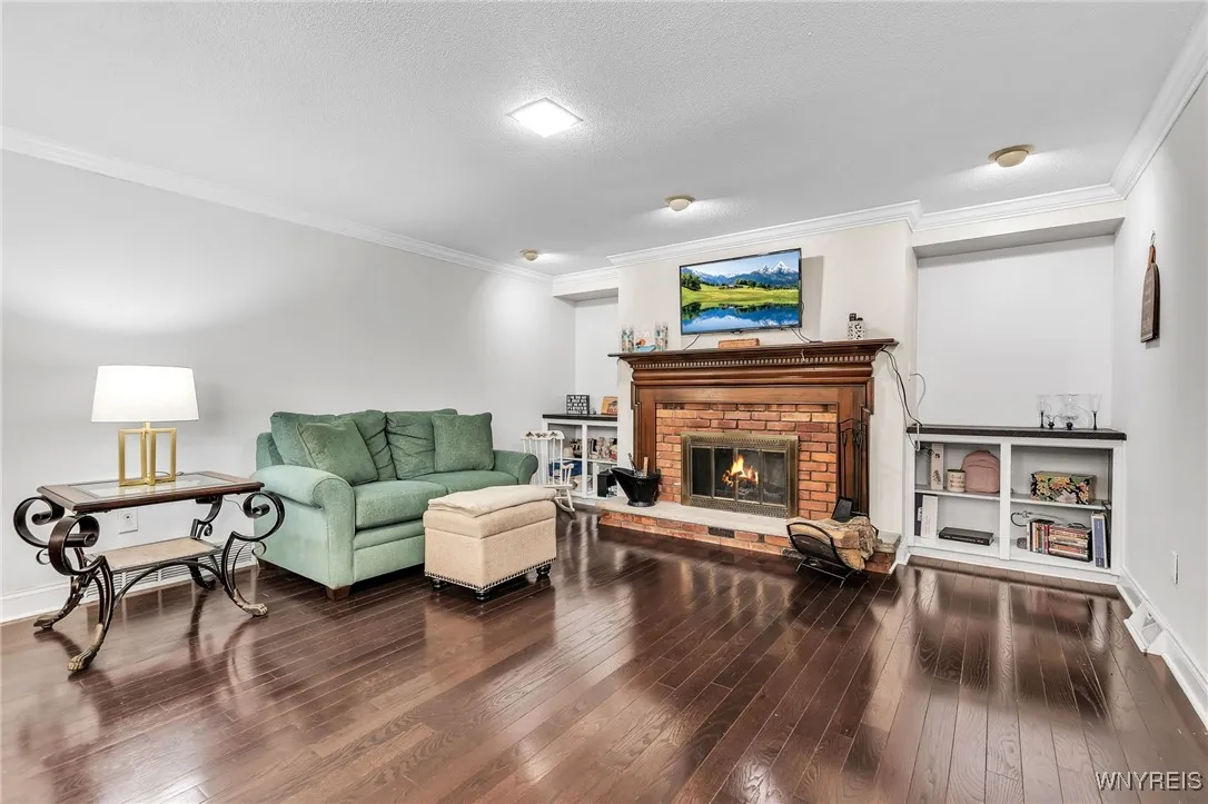 112 Creekview Drive, West Seneca, New York 14224, West Seneca, New York 14224, 5 Bedrooms Bedrooms, 11 Rooms Rooms,2 BathroomsBathrooms,Residential,For Sale,112 Creekview Drive, West Seneca, New York 14224,B1620750