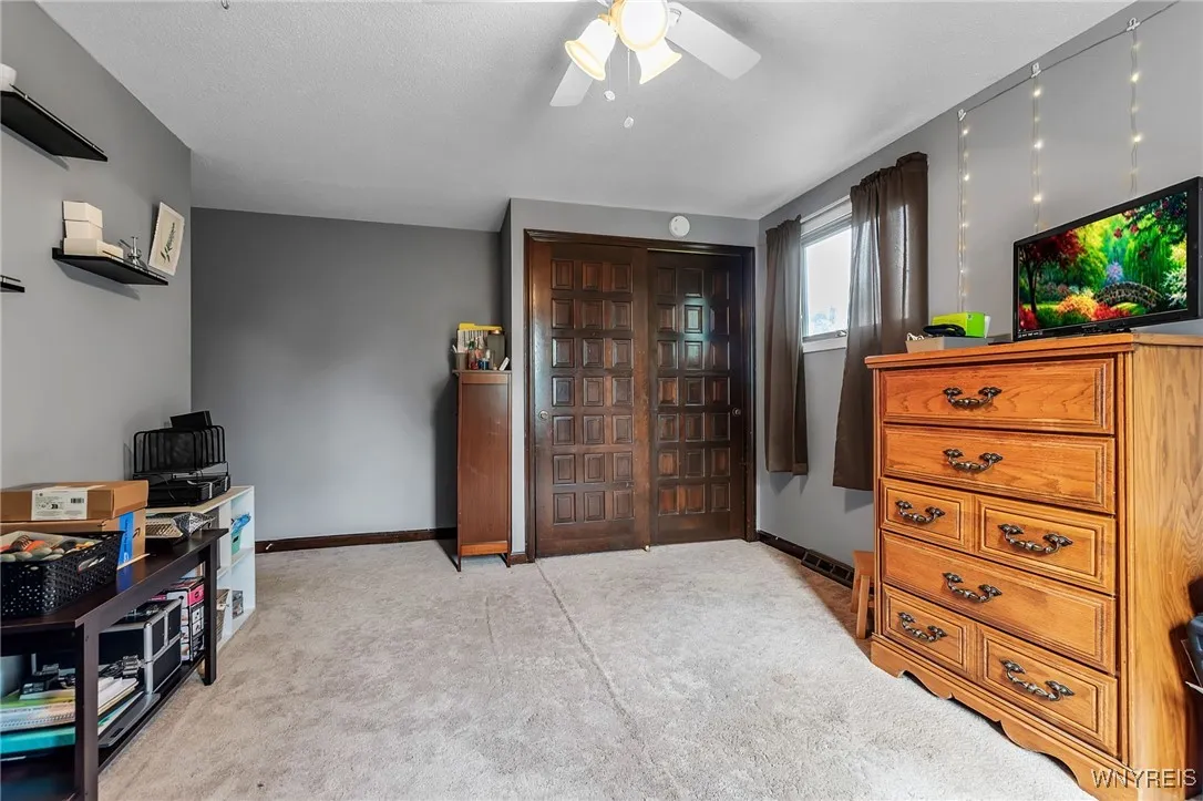 112 Creekview Drive, West Seneca, New York 14224, West Seneca, New York 14224, 5 Bedrooms Bedrooms, 11 Rooms Rooms,2 BathroomsBathrooms,Residential,For Sale,112 Creekview Drive, West Seneca, New York 14224,B1620750