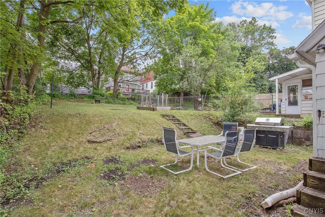 505 Tompkins Street, Syracuse, New York 13204, Syracuse, New York 13204, 3 Bedrooms Bedrooms, 6 Rooms Rooms,1 BathroomBathrooms,Residential,For Sale,505 Tompkins Street, Syracuse, New York 13204,S1621493