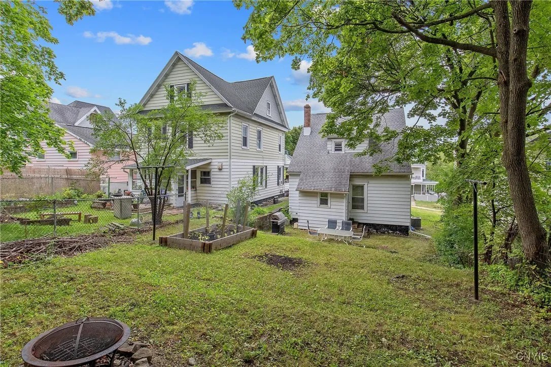 505 Tompkins Street, Syracuse, New York 13204, Syracuse, New York 13204, 3 Bedrooms Bedrooms, 6 Rooms Rooms,1 BathroomBathrooms,Residential,For Sale,505 Tompkins Street, Syracuse, New York 13204,S1621493