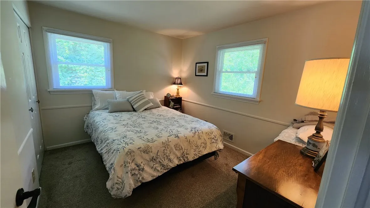 4 Brook Hollow, Perinton, New York 14534, Perinton, New York 14534, 3 Bedrooms Bedrooms, 5 Rooms Rooms,1 BathroomBathrooms,Residential Lease,For Rent,4 Brook Hollow, Perinton, New York 14534,R1621676