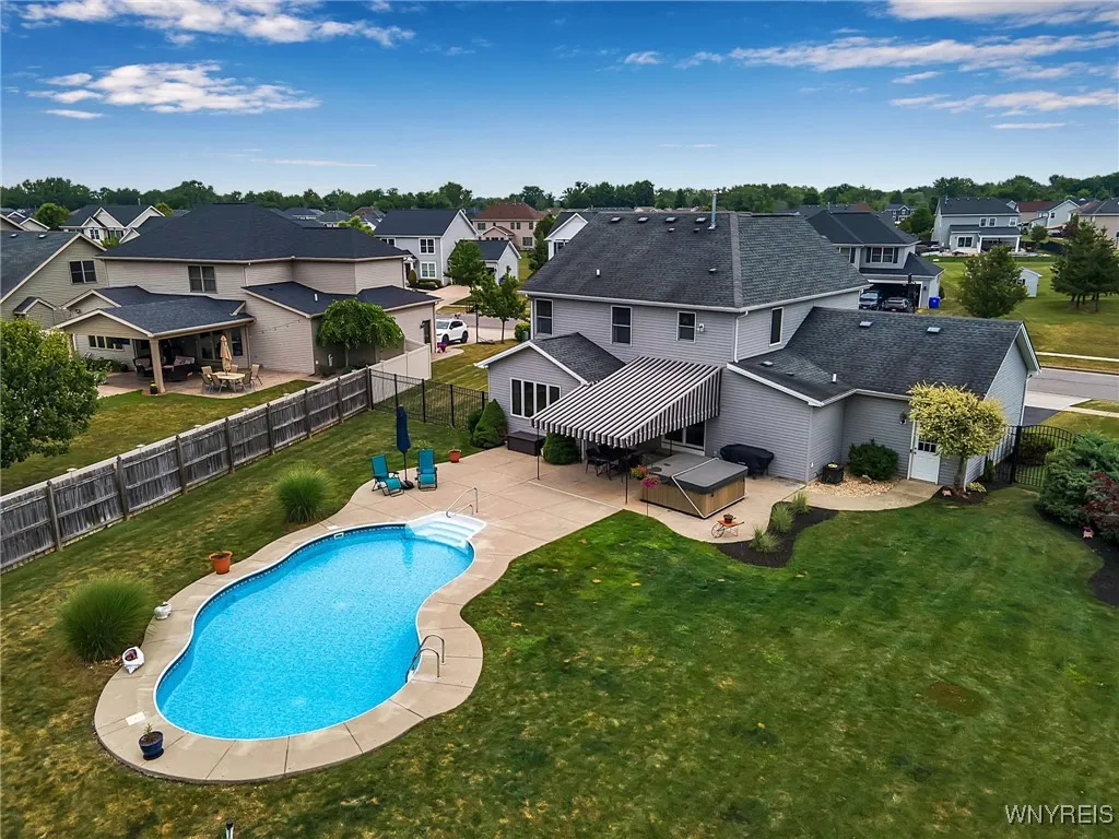 Outdoor Entertaining Space!