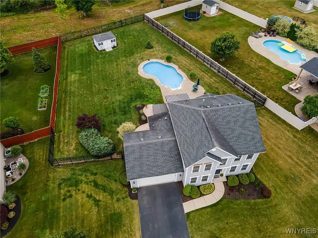 Huge backyard!