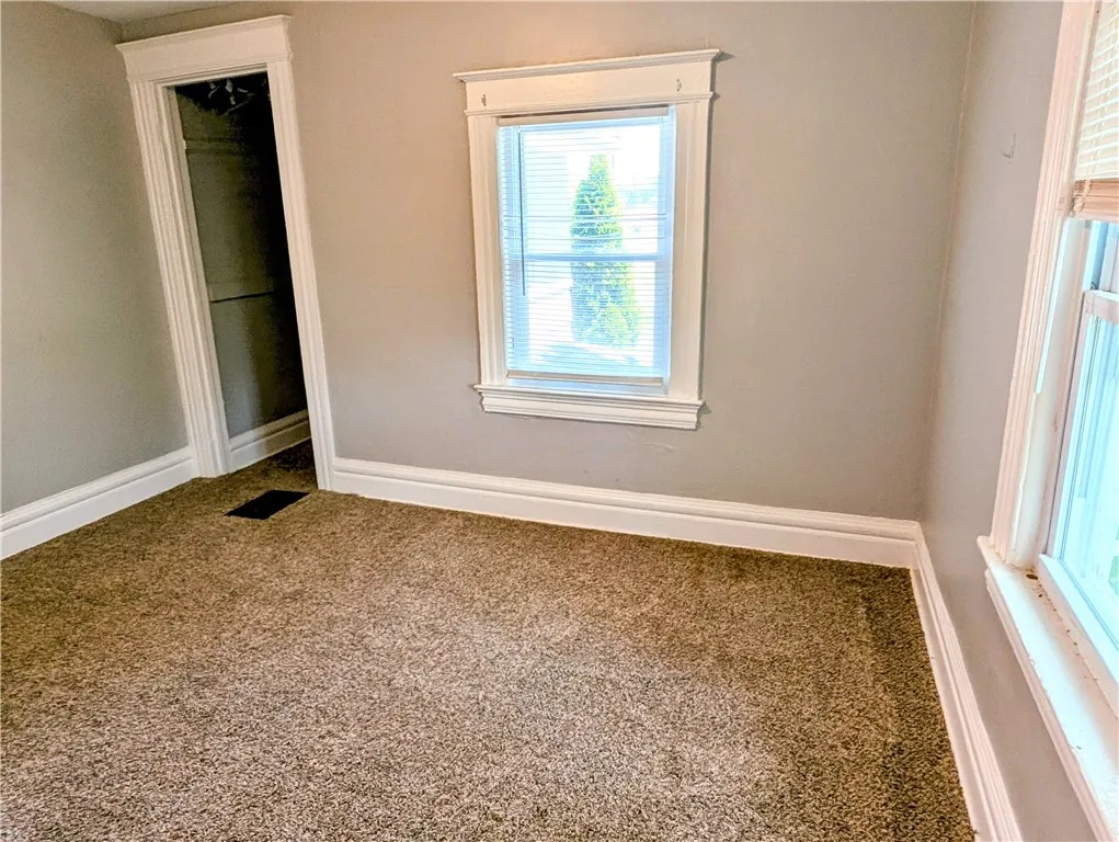 3rd upstairs bedroom-different angle