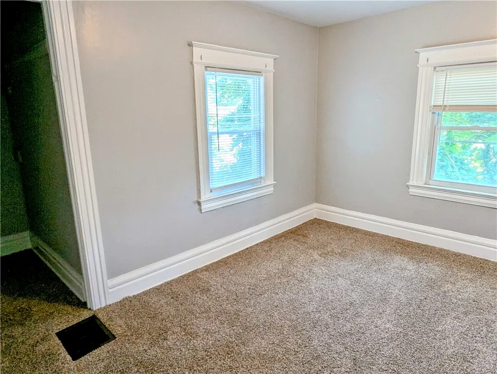 3rd upstairs bedroom-different angle