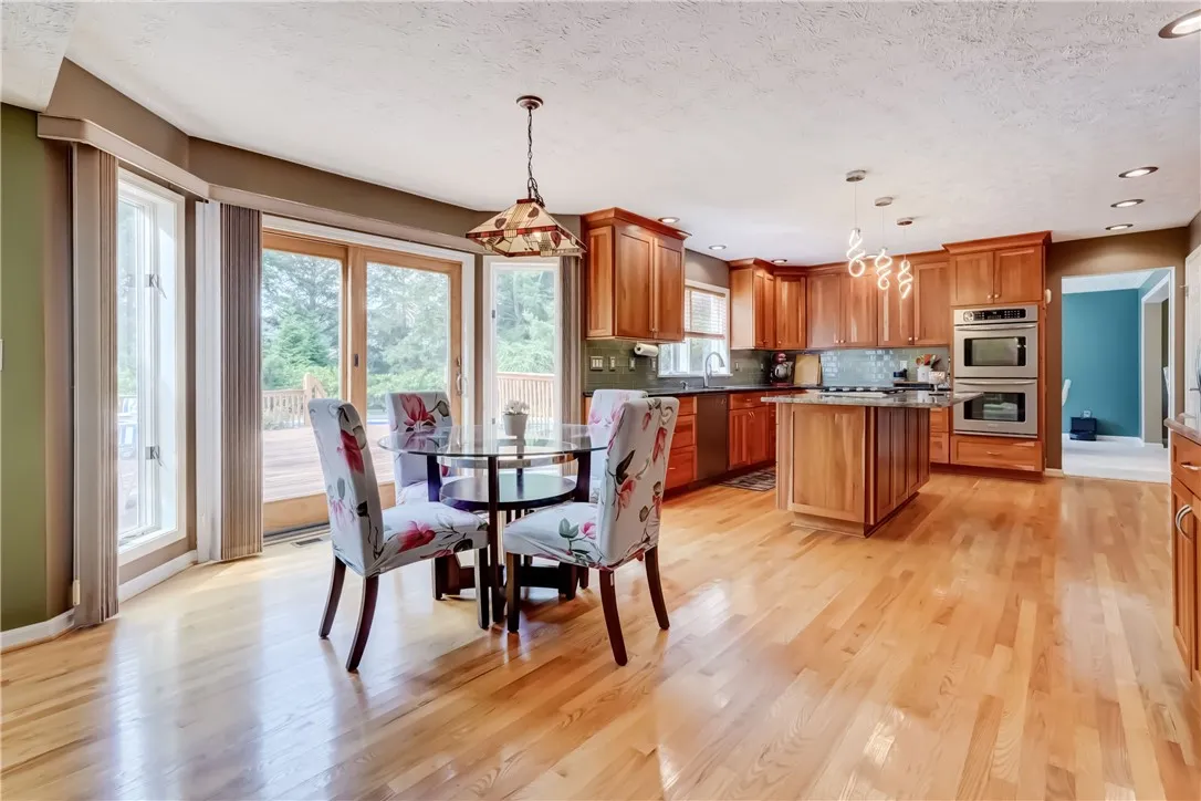 11 Silver Fox Drive, Penfield, New York 14450, Penfield, New York 14450, 4 Bedrooms Bedrooms, 9 Rooms Rooms,2 BathroomsBathrooms,Residential,For Sale,11 Silver Fox Drive, Penfield, New York 14450,R1621366