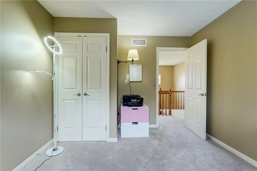 11 Silver Fox Drive, Penfield, New York 14450, Penfield, New York 14450, 4 Bedrooms Bedrooms, 9 Rooms Rooms,2 BathroomsBathrooms,Residential,For Sale,11 Silver Fox Drive, Penfield, New York 14450,R1621366