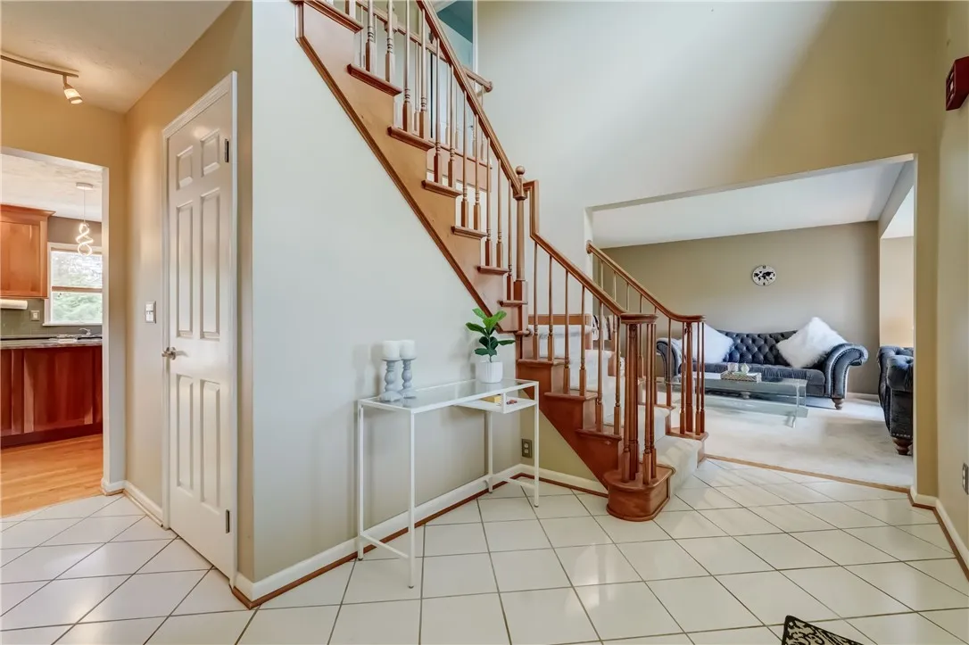11 Silver Fox Drive, Penfield, New York 14450, Penfield, New York 14450, 4 Bedrooms Bedrooms, 9 Rooms Rooms,2 BathroomsBathrooms,Residential,For Sale,11 Silver Fox Drive, Penfield, New York 14450,R1621366