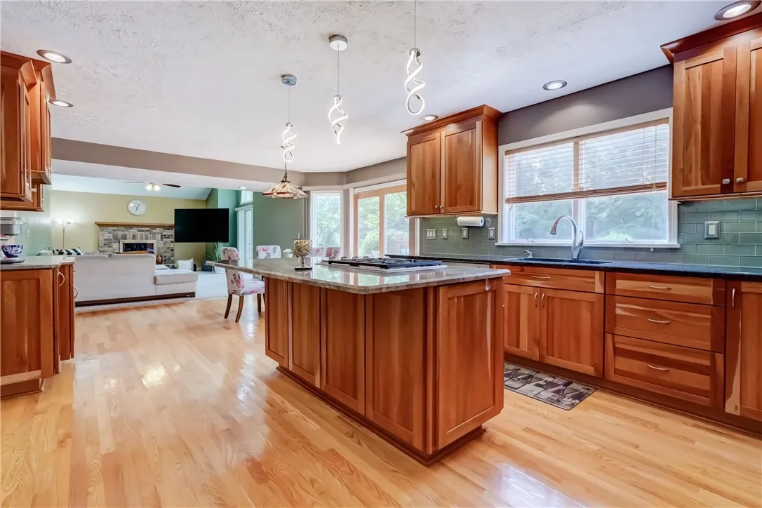 11 Silver Fox Drive, Penfield, New York 14450, Penfield, New York 14450, 4 Bedrooms Bedrooms, 9 Rooms Rooms,2 BathroomsBathrooms,Residential,For Sale,11 Silver Fox Drive, Penfield, New York 14450,R1621366