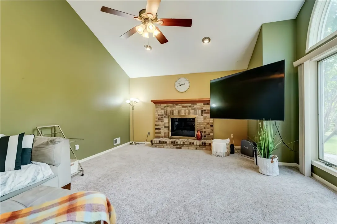 11 Silver Fox Drive, Penfield, New York 14450, Penfield, New York 14450, 4 Bedrooms Bedrooms, 9 Rooms Rooms,2 BathroomsBathrooms,Residential,For Sale,11 Silver Fox Drive, Penfield, New York 14450,R1621366