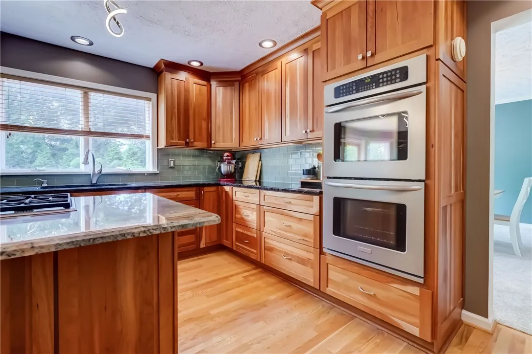 11 Silver Fox Drive, Penfield, New York 14450, Penfield, New York 14450, 4 Bedrooms Bedrooms, 9 Rooms Rooms,2 BathroomsBathrooms,Residential,For Sale,11 Silver Fox Drive, Penfield, New York 14450,R1621366