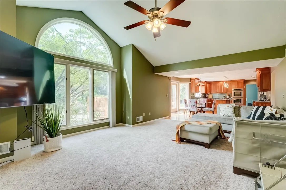 11 Silver Fox Drive, Penfield, New York 14450, Penfield, New York 14450, 4 Bedrooms Bedrooms, 9 Rooms Rooms,2 BathroomsBathrooms,Residential,For Sale,11 Silver Fox Drive, Penfield, New York 14450,R1621366