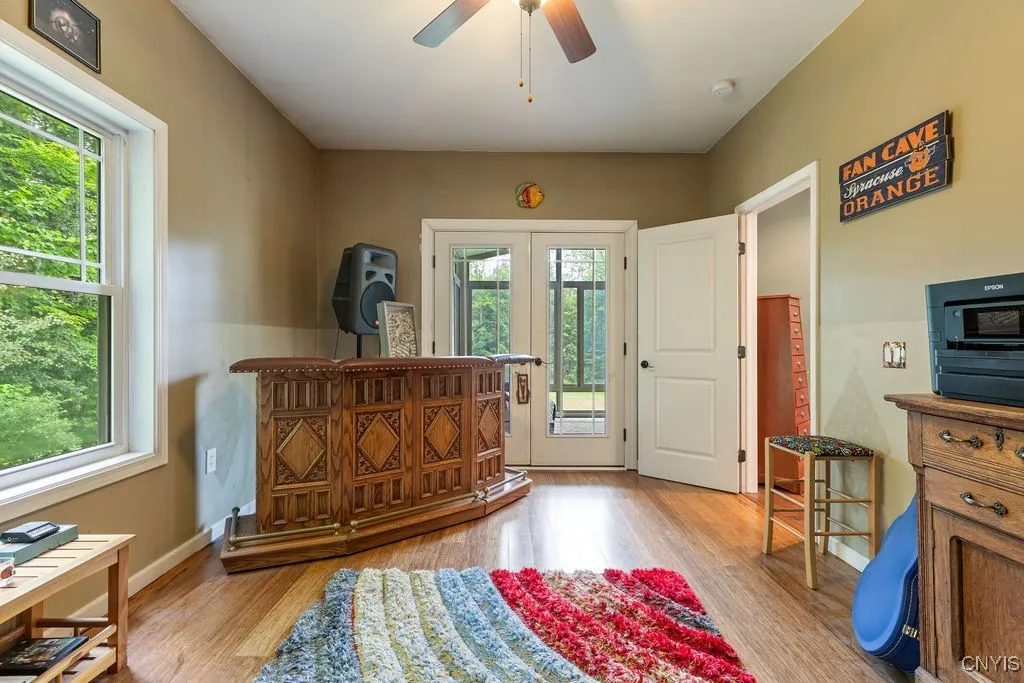 1st Floor Bedroom.