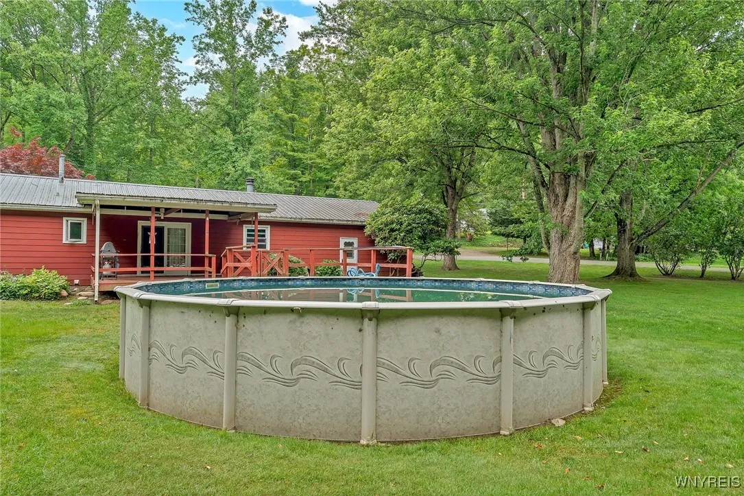 11070 Fairview Drive, Perrysburg, New York 14070, Perrysburg, New York 14070, 3 Bedrooms Bedrooms, 7 Rooms Rooms,1 BathroomBathrooms,Residential,For Sale,11070 Fairview Drive, Perrysburg, New York 14070,B1621644