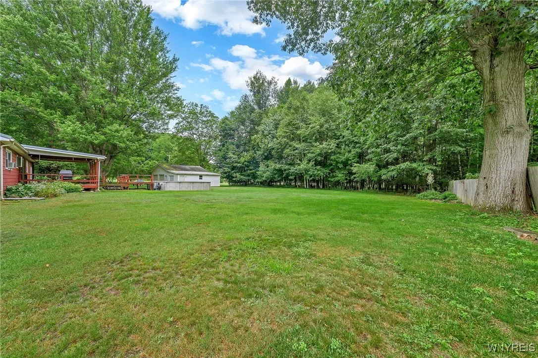 11070 Fairview Drive, Perrysburg, New York 14070, Perrysburg, New York 14070, 3 Bedrooms Bedrooms, 7 Rooms Rooms,1 BathroomBathrooms,Residential,For Sale,11070 Fairview Drive, Perrysburg, New York 14070,B1621644