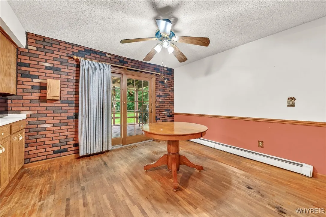 11070 Fairview Drive, Perrysburg, New York 14070, Perrysburg, New York 14070, 3 Bedrooms Bedrooms, 7 Rooms Rooms,1 BathroomBathrooms,Residential,For Sale,11070 Fairview Drive, Perrysburg, New York 14070,B1621644