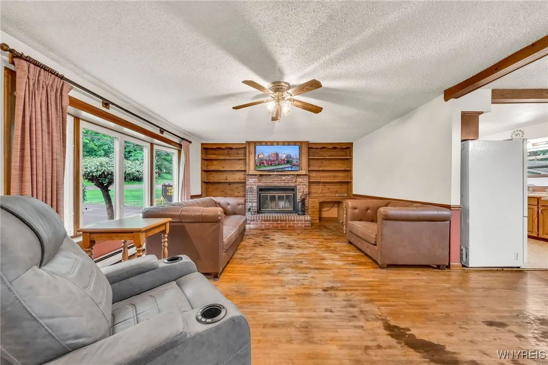 11070 Fairview Drive, Perrysburg, New York 14070, Perrysburg, New York 14070, 3 Bedrooms Bedrooms, 7 Rooms Rooms,1 BathroomBathrooms,Residential,For Sale,11070 Fairview Drive, Perrysburg, New York 14070,B1621644