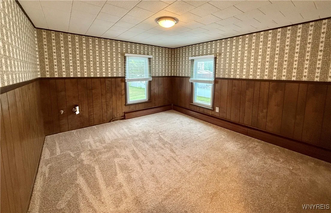 652 East Main Street, Batavia City, New York 14020, Batavia City, New York 14020, 4 Bedrooms Bedrooms, 9 Rooms Rooms,2 BathroomsBathrooms,Residential,For Sale,652 East Main Street, Batavia City, New York 14020,B1621317