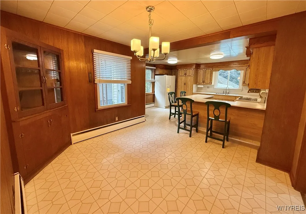 652 East Main Street, Batavia City, New York 14020, Batavia City, New York 14020, 4 Bedrooms Bedrooms, 9 Rooms Rooms,2 BathroomsBathrooms,Residential,For Sale,652 East Main Street, Batavia City, New York 14020,B1621317