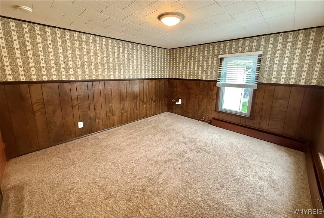 652 East Main Street, Batavia City, New York 14020, Batavia City, New York 14020, 4 Bedrooms Bedrooms, 9 Rooms Rooms,2 BathroomsBathrooms,Residential,For Sale,652 East Main Street, Batavia City, New York 14020,B1621317