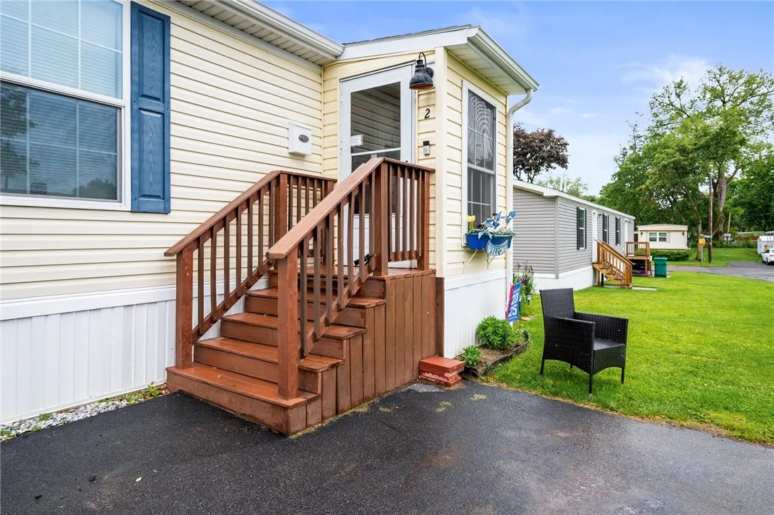 2 Beatrice, Penfield, New York 14625, Penfield, New York 14625, 3 Bedrooms Bedrooms, 7 Rooms Rooms,2 BathroomsBathrooms,Residential,For Sale,2 Beatrice, Penfield, New York 14625,R1621682