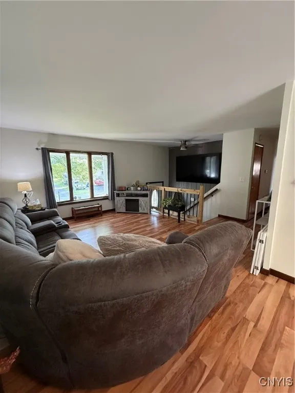 102 Cedarwood Boulevard, Van Buren, New York 13027, Van Buren, New York 13027, 3 Bedrooms Bedrooms, 6 Rooms Rooms,1 BathroomBathrooms,Residential,For Sale,102 Cedarwood Boulevard, Van Buren, New York 13027,S1621697