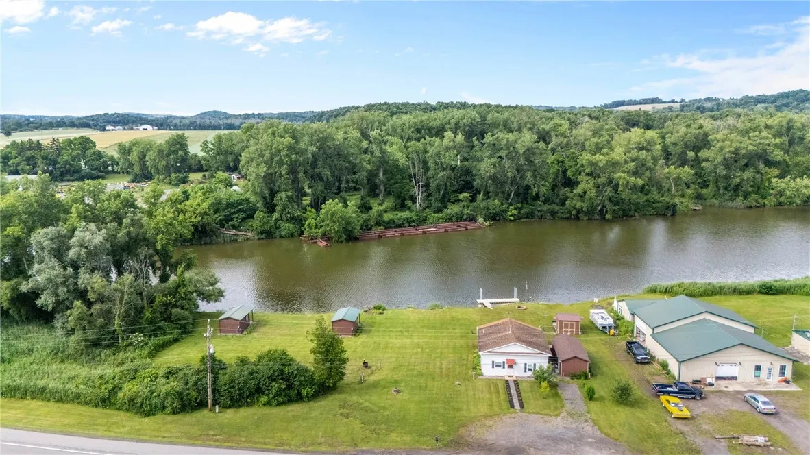 7745 State Route 31, Lyons, New York 14489, Lyons, New York 14489, 2 Bedrooms Bedrooms, 5 Rooms Rooms,1 BathroomBathrooms,Residential,For Sale,7745 State Route 31, Lyons, New York 14489,R1620653