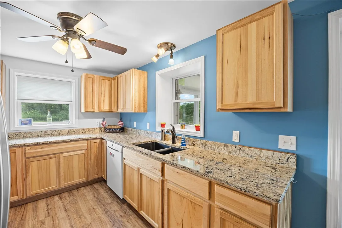 7745 State Route 31, Lyons, New York 14489, Lyons, New York 14489, 2 Bedrooms Bedrooms, 5 Rooms Rooms,1 BathroomBathrooms,Residential,For Sale,7745 State Route 31, Lyons, New York 14489,R1620653