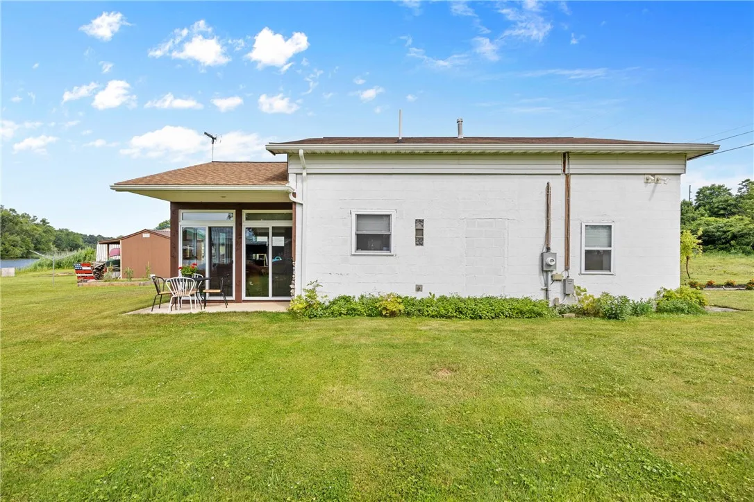 7745 State Route 31, Lyons, New York 14489, Lyons, New York 14489, 2 Bedrooms Bedrooms, 5 Rooms Rooms,1 BathroomBathrooms,Residential,For Sale,7745 State Route 31, Lyons, New York 14489,R1620653