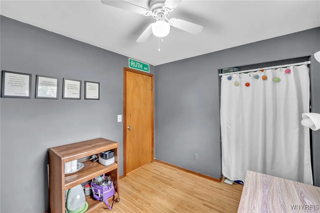 3985 Lincoln Avenue, Hamburg, New York 14075, Hamburg, New York 14075, 3 Bedrooms Bedrooms, 6 Rooms Rooms,1 BathroomBathrooms,Residential,For Sale,3985 Lincoln Avenue, Hamburg, New York 14075,B1621231
