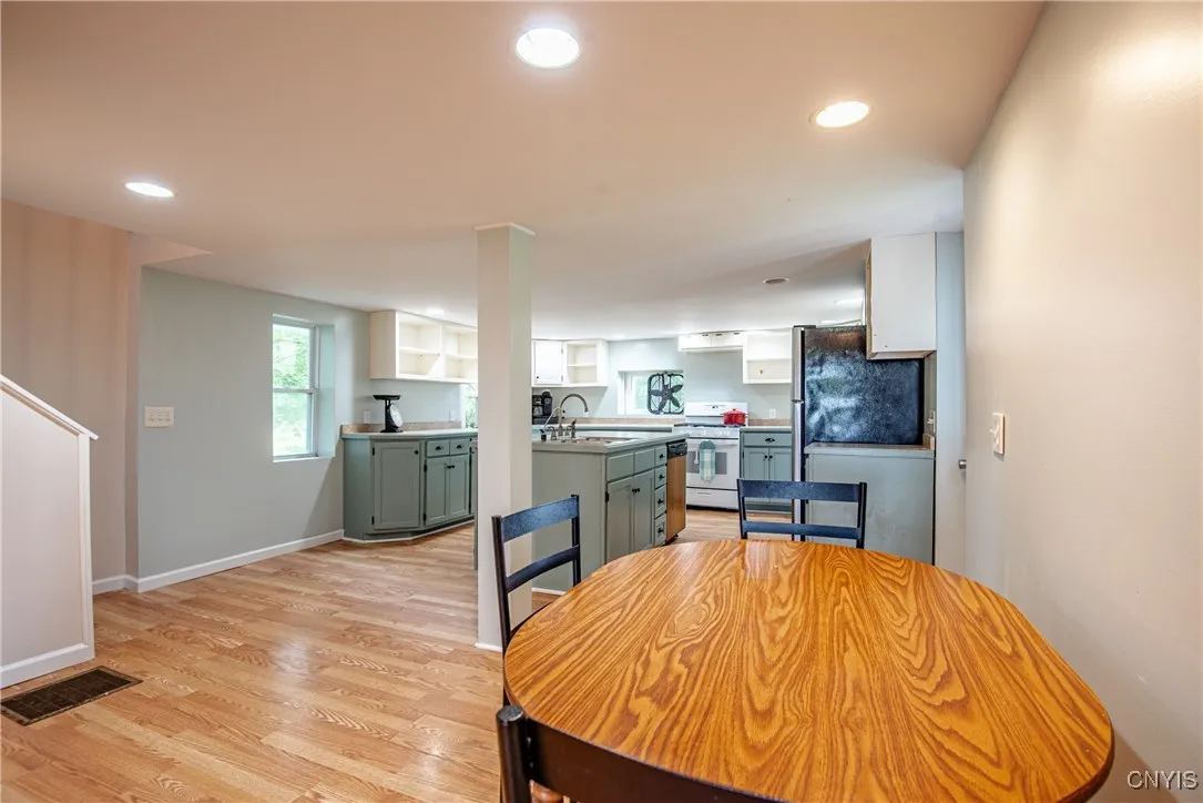 5589 Sand Hill Road, Verona, New York 13478, Verona, New York 13478, 3 Bedrooms Bedrooms, 9 Rooms Rooms,2 BathroomsBathrooms,Residential,For Sale,5589 Sand Hill Road, Verona, New York 13478,S1621278