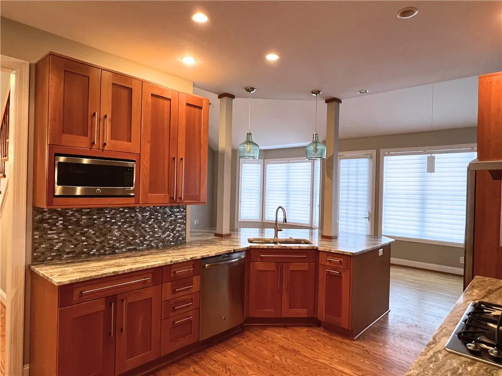 15 Highland Road, Victor, New York 14564, Victor, New York 14564, 4 Bedrooms Bedrooms, 9 Rooms Rooms,3 BathroomsBathrooms,Residential Lease,For Rent,15 Highland Road, Victor, New York 14564,R1621706