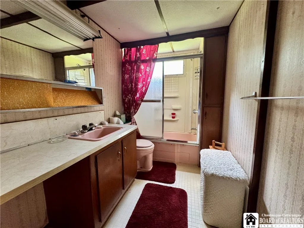 bathroom in mobile home part