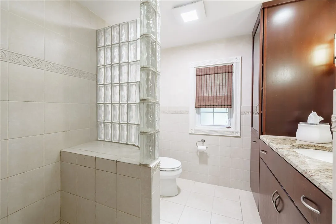 8 Oak Lane, Brighton, New York 14610, Brighton, New York 14610, 4 Bedrooms Bedrooms, 9 Rooms Rooms,3 BathroomsBathrooms,Residential,For Sale,8 Oak Lane, Brighton, New York 14610,R1621557